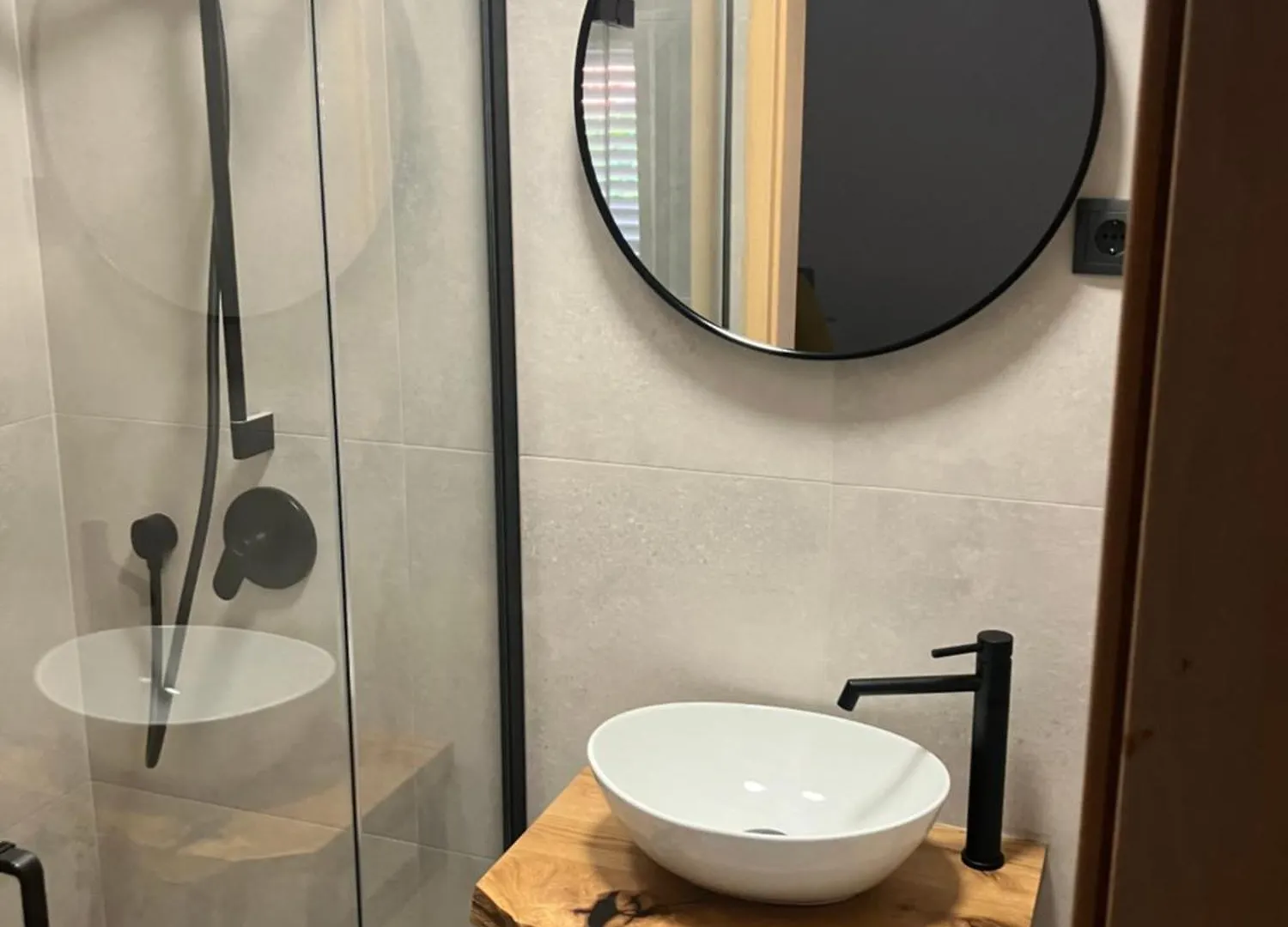Studio Apartman Ivanic ヴィル
